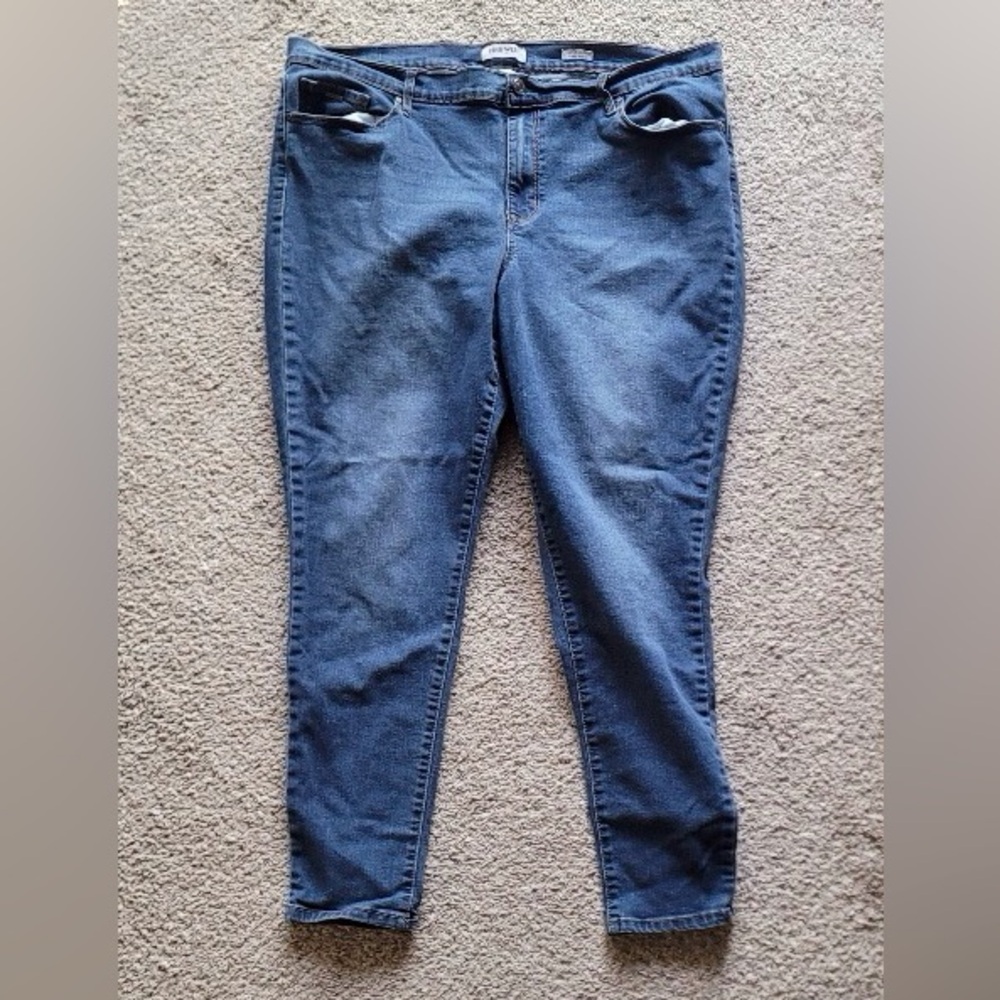 Women's Nine West jeans cigarette high rise